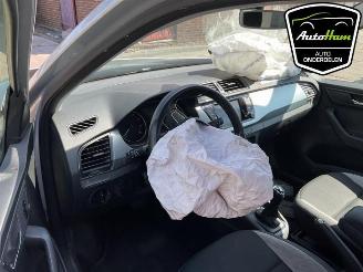 Skoda Fabia Fabia III (NJ3), Hatchback 5-drs, 2014 / 2021 1.0 TSI 12V picture 13