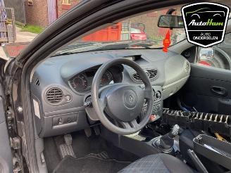 Renault Clio Clio III (BR/CR), Hatchback, 2005 / 2014 1.2 16V 75 picture 15