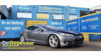 Uttjänta bilar auto Tesla Model S Model S, Liftback, 2012 / 2026 85 2014/3
