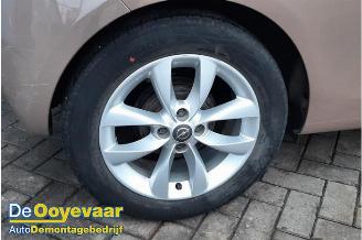 Opel Adam Adam, Hatchback 3-drs, 2012 / 2019 1.2 16V picture 4