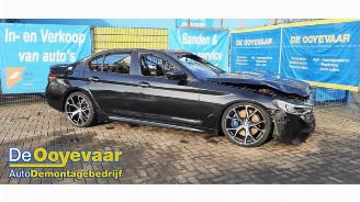 Coche siniestrado BMW M5 M5 (F90), Sedan, 2017 / 2023 M550i xDrive 4.4 V8 32V TwinPower Turbo 2018/6