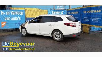 Auto da rottamare Renault Mégane Megane III Grandtour (KZ), Combi 5-drs, 2008 / 2016 1.5 dCi 110 2013/12