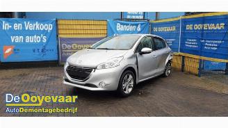 Vrakbiler auto Peugeot 208 208 I (CA/CC/CK/CL), Hatchback, 2012 / 2019 1.6 Vti 16V 2014/2