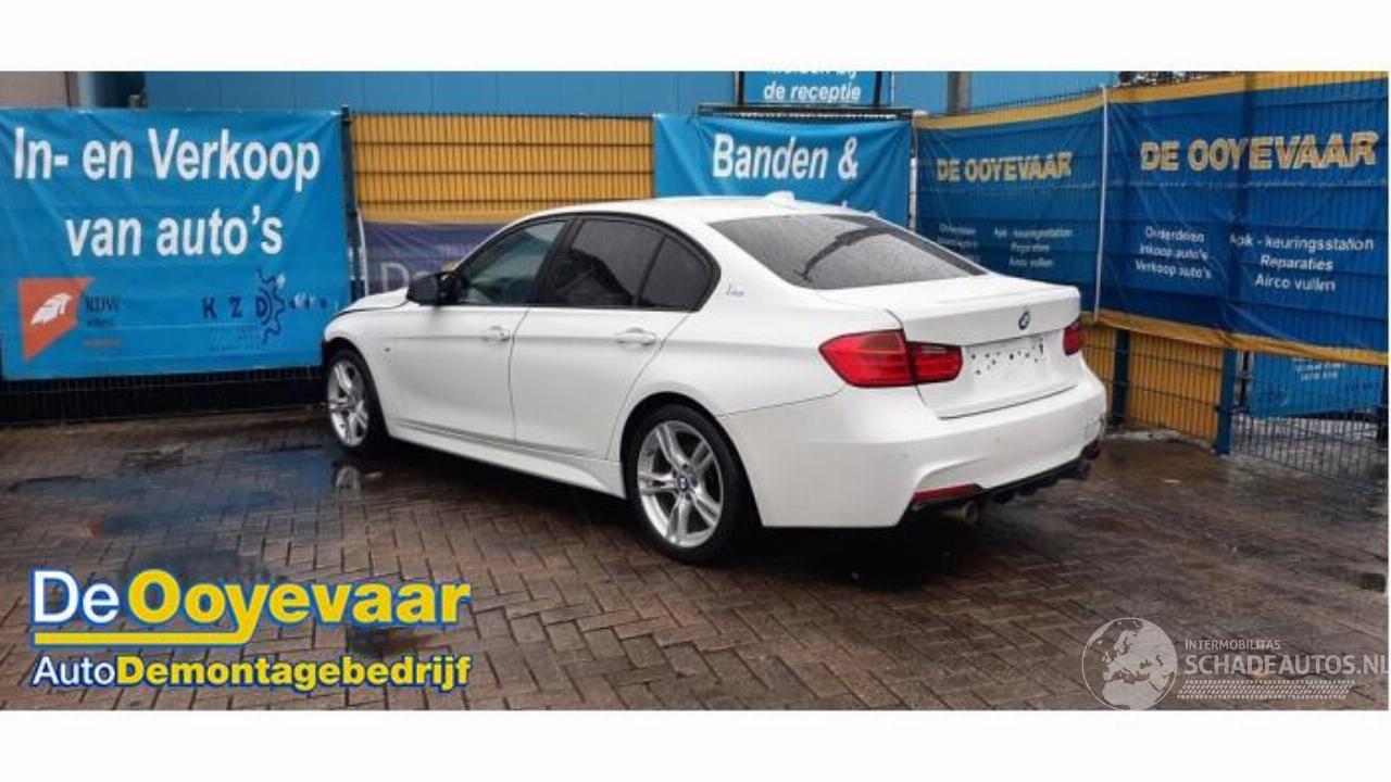 BMW 3-serie 3 serie (F30), Sedan, 2011 / 2018 320i 2.0 16V