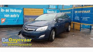 Opel Astra Astra J Sports Tourer (PD8/PE8/PF8), Combi, 2010 / 2015 1.4 16V ecoFLEX picture 4