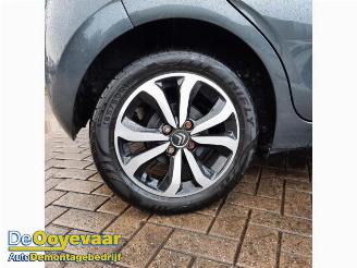 Citroën C1 C1, Hatchback, 2014 / 2021 1.0 12V VVT-i picture 4