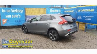 Vrakbiler auto Volvo V-40 V40 (MV), Hatchback 5-drs, 2012 / 2019 1.5 T2 16V Geartronic 2018/3