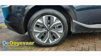 Kia EV6 EV6 (CV), Hatchback, 2021 77.4 kWh RWD picture 3