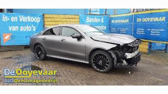 Vrakbiler auto Mercedes Cla-klasse CLA (118.3), Sedan, 2019 1.3 CLA-180 Turbo 16V 2019/12