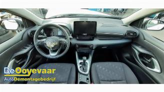 Toyota Yaris Yaris IV (P21/PA1/PH1), Hatchback, 2020 1.5 12V Hybrid 115 picture 2