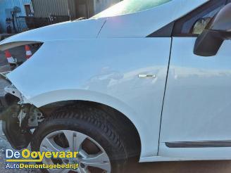 Coche siniestrado Renault Grand-scenic Grand Scenic III (JZ), MPV, 2009 / 2016 1.4 16V TCe 130 2012/8