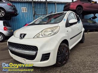 Sloopauto Peugeot 107 107, Hatchback, 2005 / 2014 1.0 12V 2011/4