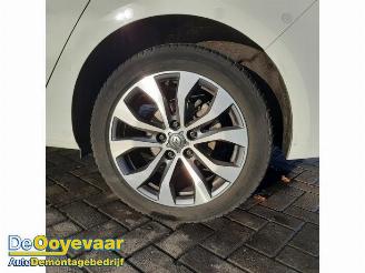 Renault Mégane Megane IV Estate (RFBK), Combi 5-drs, 2016 1.3 TCE 160 16V picture 9
