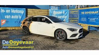 rozbiórka samochody osobowe Mercedes Cla-klasse CLA Shooting Brake (118.6), Combi, 2019 1.3 CLA-250 e Turbo 16V 2020/12