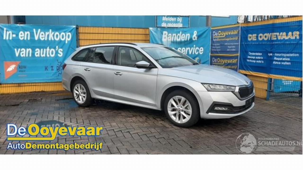 Skoda Octavia Octavia Combi (NXAC), Combi 5-drs, 2019 iV 1.4 TSI 16V