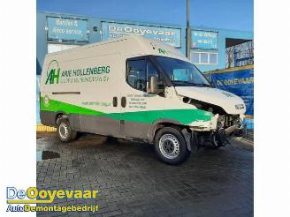Vrakbiler auto Iveco New Daily New Daily VI, Van, 2014 33S16, 35C16, 35S16 2019/4