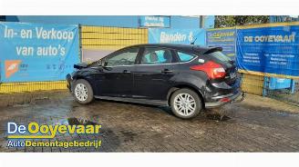 Vrakbiler auto Ford Focus Focus 3, Hatchback, 2010 / 2020 1.0 Ti-VCT EcoBoost 12V 100 2013/3