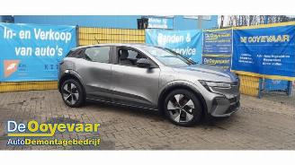 Coche siniestrado Renault Mégane E-Tech Megane E-Tech (RCB), SUV, 2021 60 kWh 2023/3