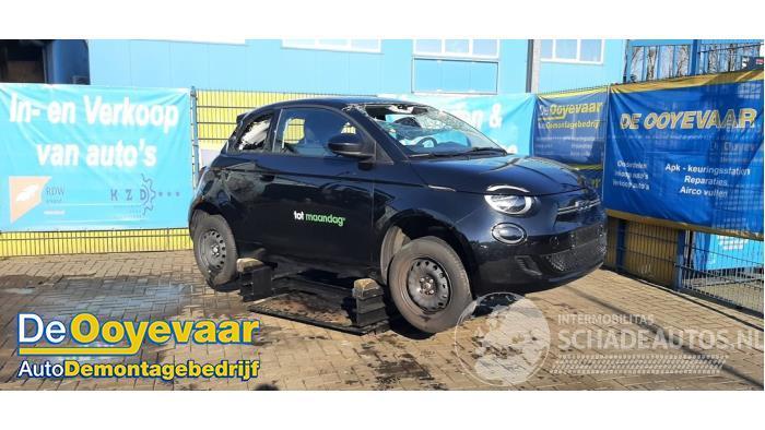 Fiat 500E 500e (332), Hatchback, 2020 42 kWh