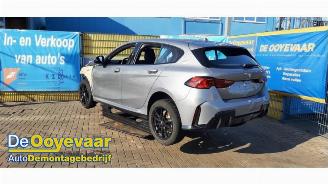Vrakbiler auto BMW 1-serie 1 serie (F70), Hatchback, 2024 120 1.5 TwinPower Turbo 12V 2025/2