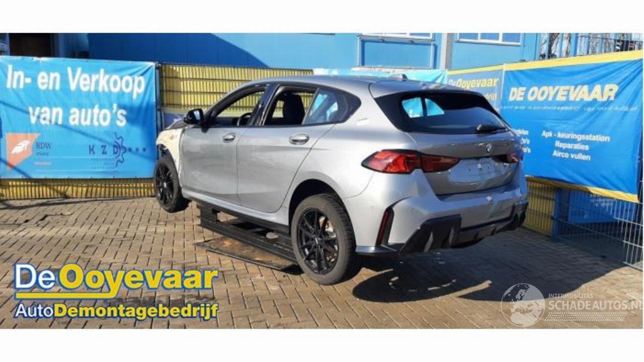 BMW 1-serie 1 serie (F70), Hatchback, 2024 120 1.5 TwinPower Turbo 12V