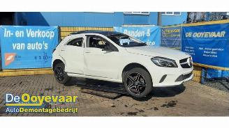 Vrakbiler auto Mercedes A-klasse A (W176), Hatchback, 2012 / 2018 1.6 A-160 16V 2016/1