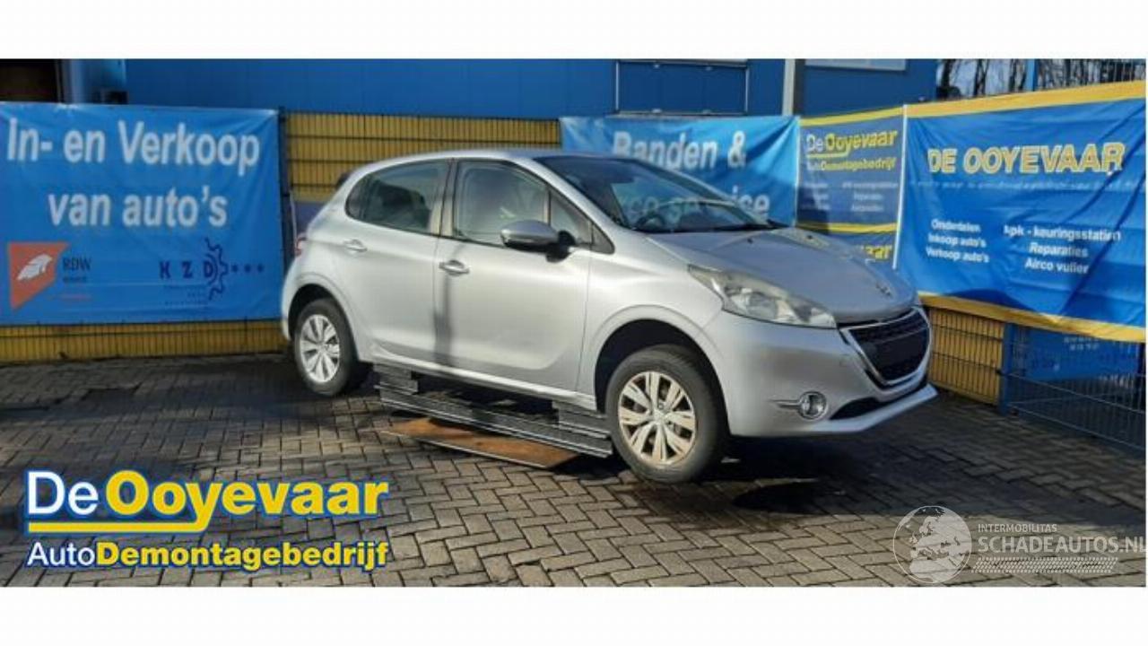 Peugeot 208 208 I (CA/CC/CK/CL), Hatchback, 2012 / 2019 1.2 Vti 12V PureTech 82