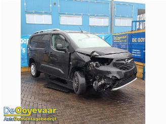 Vrakbiler auto Opel Combo Combo Cargo, Van, 2018 1.5 CDTI 130 2021/5