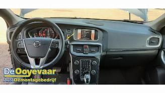 Volvo V-40 V40 Cross Country (MZ), Hatchback 5-drs, 2012 / 2019 1.5 T3 16V Geartronic picture 5