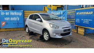 Salvage car Mitsubishi Space-star Space Star (A0), Hatchback, 2012 1.0 12V 2015/7