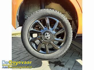 Toyota Aygo Aygo (B40), Hatchback, 2014 1.0 12V VVT-i picture 9