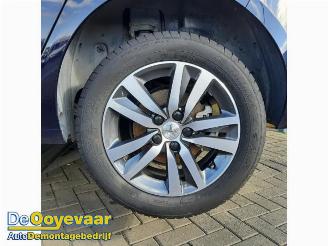 Peugeot 308 308 (L3/L8/LB/LH/LP), Hatchback 5-drs, 2013 / 2021 1.2 12V e-THP PureTech 130 picture 9