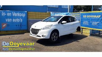 Peugeot 208 208 I (CA/CC/CK/CL), Hatchback, 2012 / 2019 1.2 Vti 12V PureTech 82 picture 4