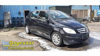 demontáž osobní automobily Mercedes B-klasse B (W245), Hatchback, 2005 / 2011 2.0 B-200 CDI 16V 2007/9