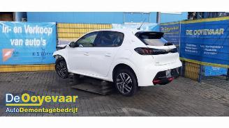 demontáž osobní automobily Peugeot 208 208 II (UB/UH/UP), Hatchback 5-drs, 2019 1.2 Vti 12V PureTech 100 2021/11