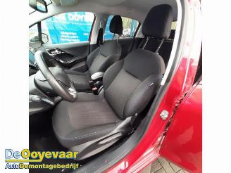 Peugeot 208 208 I (CA/CC/CK/CL), Hatchback, 2012 / 2019 1.2 Vti 12V PureTech picture 6