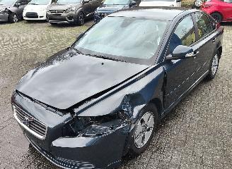 Schadeauto Volvo S-40 Volvo S40 Lim. 1.6 D Drive Momentum 2010/3
