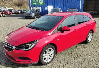 Vaurioauto  passenger cars Opel Astra Opel Astra ST 1.0 ECOTEC Turbo Dynamic 77kW S/S 2018/5