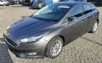 voitures voitures particulières Ford Focus Ford Focus Lim. Cool & Connect 2018/4