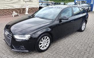 Voiture accidenté Audi A4 Avant Audi A4 Avant Attraction ultra 2015/3