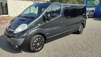 okazja samochody osobowe Opel Vivaro OPEL Vivaro life l2 h 1 9 pers automaat 2013/6