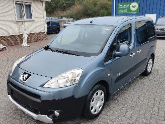 ojeté vozy osobní automobily Peugeot Partner Tepee PEUGEOT Partner Tepee Esplanade X-Line topstaat 2010/11
