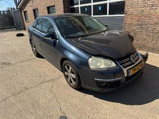 demontáž osobní automobily Volkswagen Jetta  2006/1