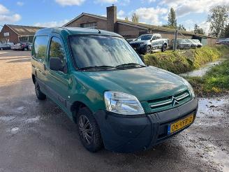 krockskadad bil bedrijf Citroën Berlingo  2007/3