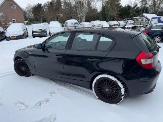 BMW 1-serie 116i picture 8