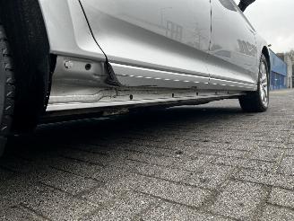 Volkswagen Passat 2.0 TDI bluemotion variant picture 20