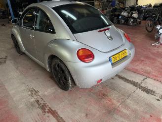 Volkswagen Beetle Highline picture 3
