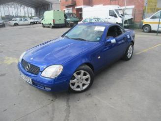Vaurioauto  passenger cars Mercedes SLK  1999/4