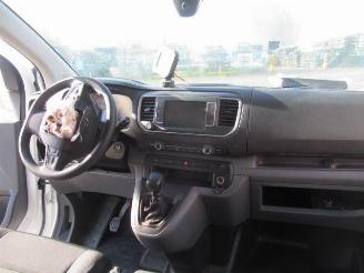 Peugeot Expert AMBULANCE picture 15