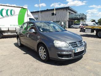 Coche accidentado Volkswagen Jetta  2010/6